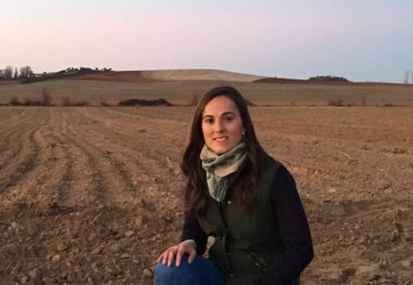 María Ferrero, joven agricultora en Castrogonzalo y Villanubla