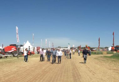 DEMOAGRO se afianza con el total apoyo de expositores y profesionales del sector