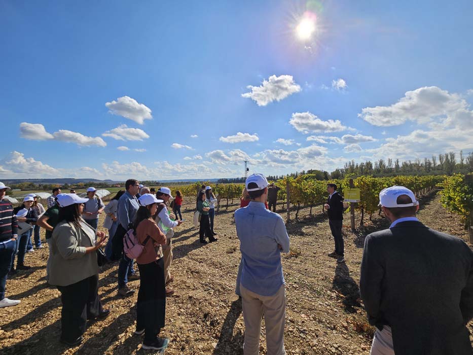 Yara presenta en el ITACyL su proyecto pionero en España y Portugal: el Yara Regeneration Knowledge Centre