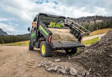 John Deere presenta el nuevo vehículo multiuso Gator™ XUV 875M