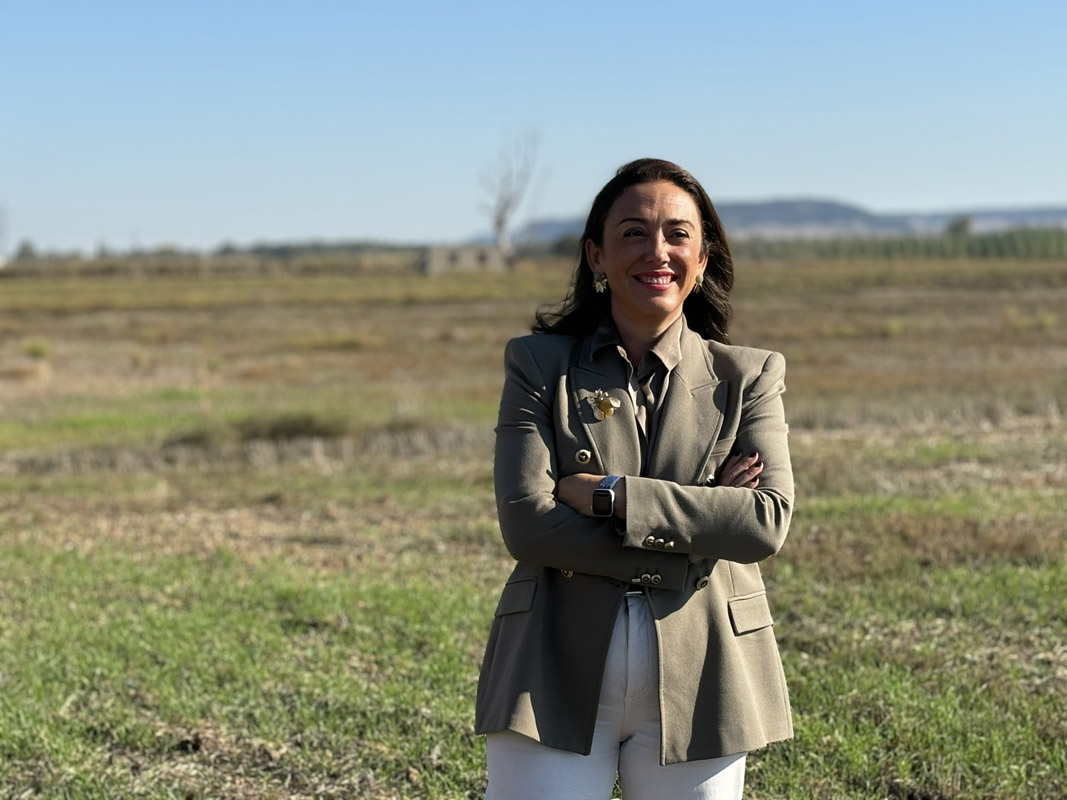 Entrevista a María González Corra en empresa agraria