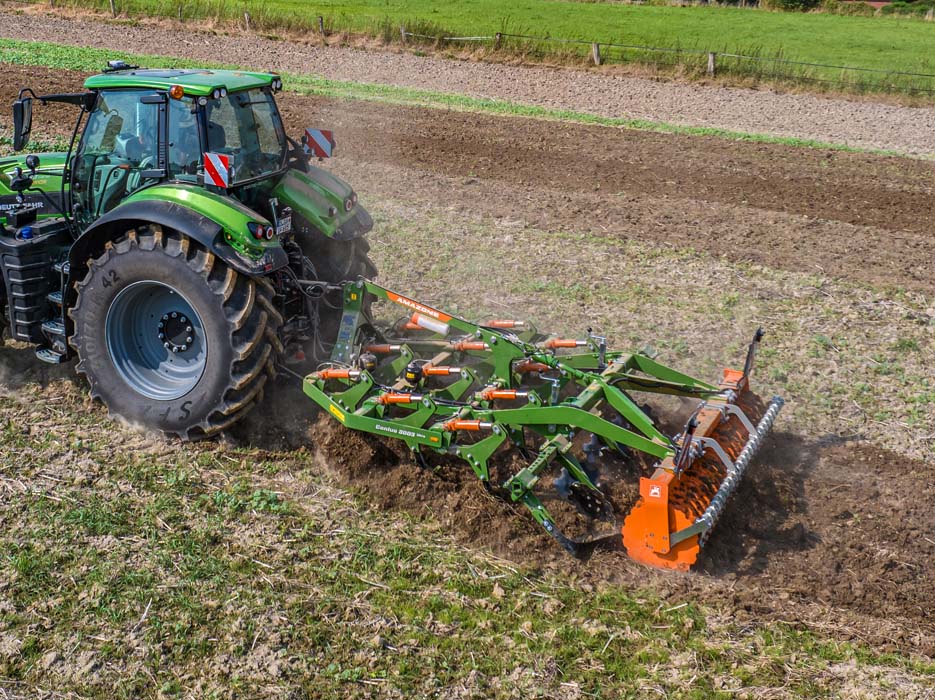 El cultivador suspendido AMAZONE Cenius ahora con sistema de protección mediante disparo hidráulico